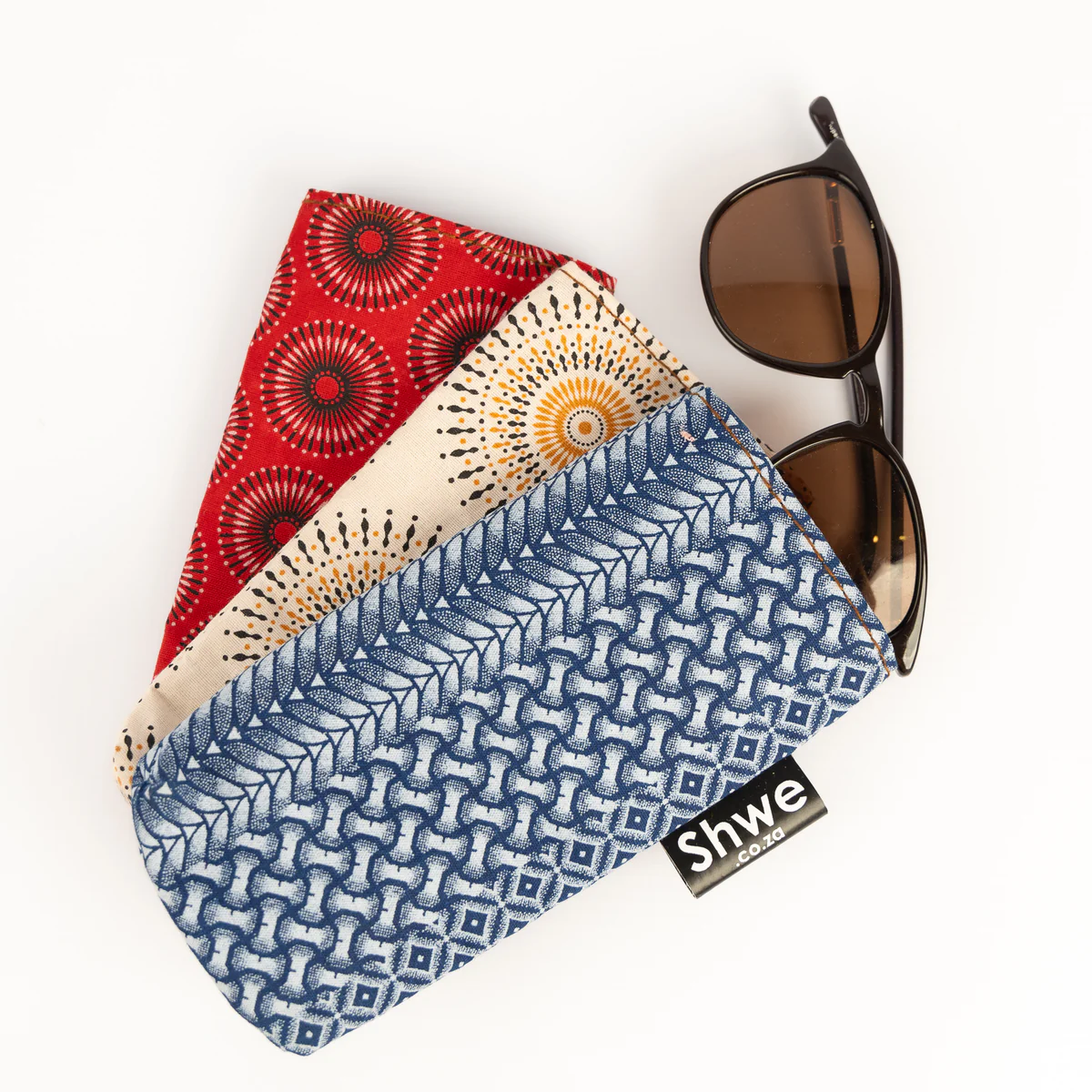 Shwe Glasses Case